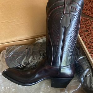 Lucchese classic men’s black cherry boots size 11A